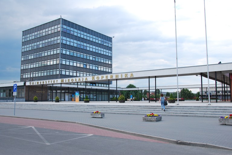 Nicolaus_Copernicus_University_in_Toruń,_rector's_office.jpg